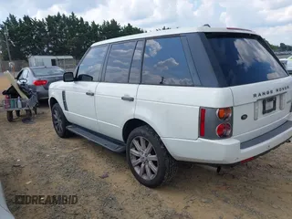 2008 Land Rover Range Rover SC with VIN SALMF13488A265557, listed as a IAAI auction lot 42727299 with 255,219 mi miles and . Bid and sale history available at DreamBid. Image 3.