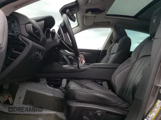 2018 Maserati Levante S GranSport z VIN ZN661YUS4JX302318, wystawiony jako Copart lot #53880875 z przebiegiem 23 771 mil mil oraz Szkoda całkowita • Salvage title. Historia ofert i sprzedaży dostępna na DreamBid. Obrazek 7.