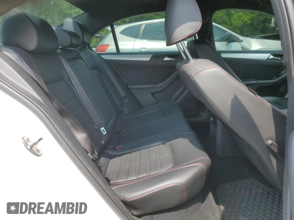 2013 Volkswagen Jetta GLI Autobahn с VIN 3VW4A7AJ2DM395295, выставлен на аукционе Copart как лот 60647345 с пробегом 198 802 миль миль и Списание • Salvage title. История ставок и продаж доступна на DreamBid. Изображение 10.