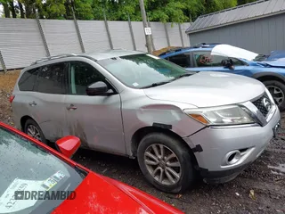 2014 Nissan Pathfinder Platinum with VIN 5N1AR2MM8EC695848, listed as a IAAI auction lot 42131526 with 154,227 mi miles and . Bid and sale history available at DreamBid. Image 13.