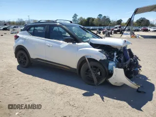 2024 Nissan Kicks SR with VIN 3N1CP5DVXRL479090, listed as a Copart auction lot 49817965 with 13,625 mi miles and Salvage Title. Bid and sale history available at carsss.com. Image 4.