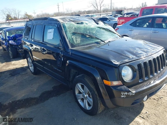 2015 Jeep Patriot Sport with VIN 1C4NJPBB8FD274140, listed as a IAAI auction lot 41444121 with 111,195 mi miles. Bid and sale history available at carsss.com. Image 13.