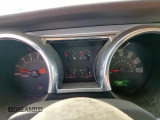 2009 Ford Mustang with VIN 1ZVHT80N695139910, listed as a Copart auction lot 58640245 with 174,769 mi miles and Clean title. Bid and sale history available at DreamBid. Image 9.