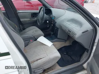 1995 Chevrolet Corsica with VIN 1G1LD5549SY232166, listed as a IAAI auction lot 42143931 with 174,561 mi miles and . Bid and sale history available at DreamBid. Image 5.