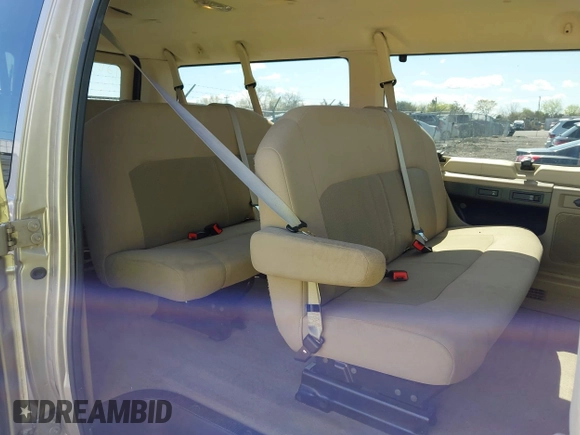 2013 Ford Econoline Passenger XL with VIN 1FBNE3BL4DDA77103, listed as a IAAI auction lot 42031367 with 111,291 mi miles and . Bid and sale history available at DreamBid. Image 8.