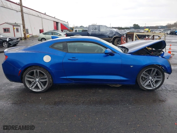2016 Chevrolet Camaro 2LT with VIN 1G1FC1RS7G0178700, listed as a IAAI auction lot 41501341 with 89,996 mi miles. Bid and sale history available at carsss.com. Image 14.