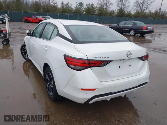 2024 Nissan Sentra SV with VIN 3N1AB8CV3RY367498, listed as a IAAI auction lot 41700309 with 1,705 mi miles and . Bid and sale history available at DreamBid. Image 3.
