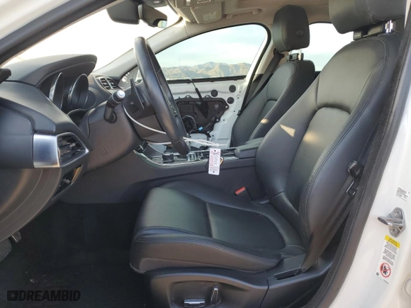 2019 Jaguar XE 25t Premium with VIN SAJAD4FX2KCP50944, listed as a Copart auction lot 75684894 with 56,375 mi miles and Salvage Title. Bid and sale history available at carsss.com. Image 7.