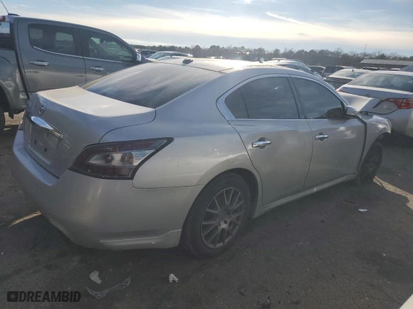 2013 Nissan Maxima 3.5 S with VIN 1N4AA5AP8DC824526, listed as a Copart auction lot 88869115 with 170,020 mi miles and Salvage Title. Bid and sale history available at carsss.com. Image 3.