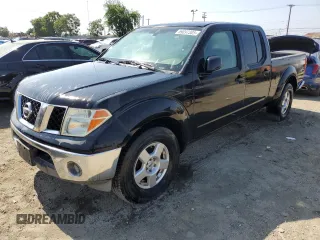 2007 Nissan Frontier SE z VIN 1N6AD09U07C437632, wystawiony jako Copart lot #59697385 z przebiegiem 194 009 mil mil oraz Czysty tytuł • Clean title. Historia ofert i sprzedaży dostępna na DreamBid. Obrazek 1.