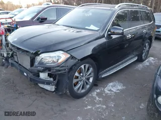 2016 Mercedes-Benz GL with VIN 4JGDF6EE6GA622688, listed as a IAAI auction lot 41283307 with 82776 miles. Bid and sale history available at carsss.com. Image 18.