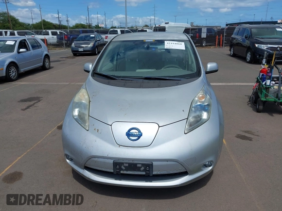 2011 Nissan LEAF SL-e with VIN JN1AZ0CP5BT007033, listed as a IAAI auction lot 42194068 with 40,620 mi miles and . Bid and sale history available at DreamBid. Image 6.