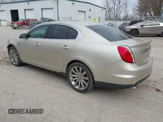 2010 Lincoln MKS с VIN 1LNHL9DR0AG607074, выставлен на аукционе IAAI как лот 41900627 с пробегом 118 882 миль миль и . История ставок и продаж доступна на DreamBid. Изображение 3.