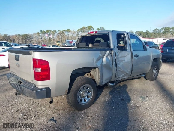 2008 Chevrolet Silverado 1500 Work Truck with VIN 1GCEC19X28Z147009, listed as a IAAI auction lot 41497427 with 181,415 mi miles. Bid and sale history available at carsss.com. Image 4.