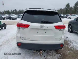 2018 Toyota Highlander SE z VIN 5TDJZRFH3JS556538, wystawiony jako IAAI lot #41470898 z przebiegiem 149 464 mil mil oraz . Historia ofert i sprzedaży dostępna na DreamBid. Obrazek 17.