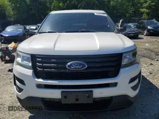 2017 Ford Police Interceptor Utility z VIN 1FM5K8AR1HGB82916, wystawiony jako Copart lot #56969985 z przebiegiem 123 811 mil mil oraz Szkoda całkowita • Salvage title. Historia ofert i sprzedaży dostępna na DreamBid. Obrazek 5.