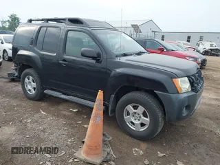 2007 Nissan Xterra SE z VIN 5N1AN08W67C513871, wystawiony jako IAAI lot #42424984 z przebiegiem 145 552 mil mil oraz . Historia ofert i sprzedaży dostępna na DreamBid. Obrazek 1.