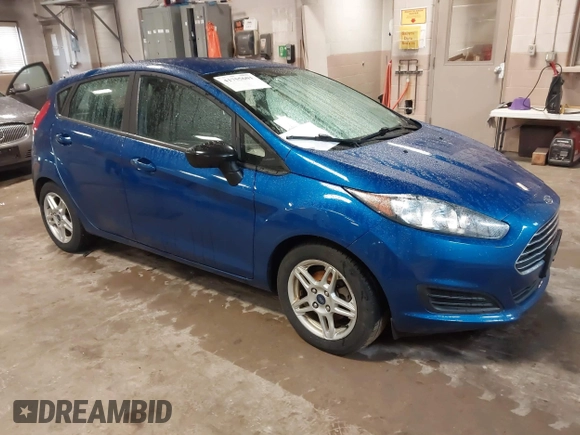 2019 Ford Fiesta SE with VIN 3FADP4EJ3KM131872, listed as a IAAI auction lot 41755601 with 82,139 mi miles. Bid and sale history available at carsss.com. Image 1.