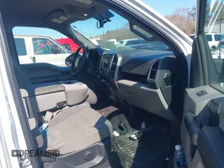 2016 Ford F-150 XLT with VIN 1FTEX1EP7GFC03925, listed as a IAAI auction lot 41595295 with 188,717 mi miles. Bid and sale history available at carsss.com. Image 5.