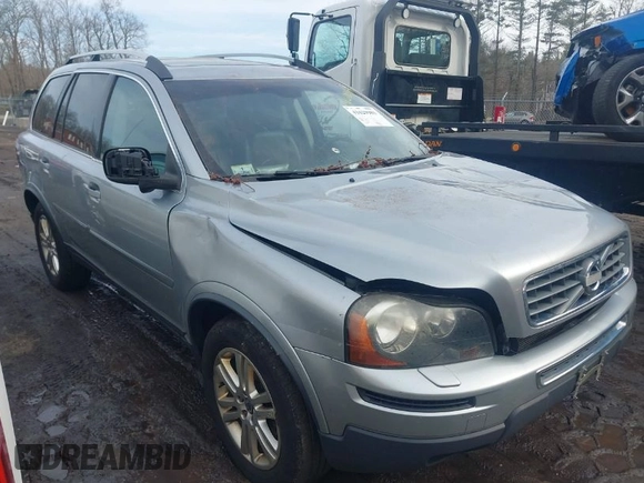 2011 Volvo XC90 I6 with VIN YV4952CZ9B1589607, listed as a IAAI auction lot 41629981 with 180,166 mi miles and . Bid and sale history available at DreamBid. Image 1.