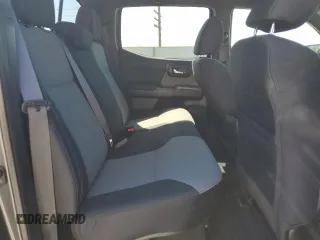 2023 Toyota Tacoma SR5 z VIN 3TMDZ5BN7PM140616, wystawiony jako Copart lot #51951945 z przebiegiem 30 274 mil mil oraz Szkoda całkowita • Salvage title. Historia ofert i sprzedaży dostępna na DreamBid. Obrazek 11.
