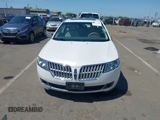 2011 Lincoln MKZ with VIN 3LNHL2GC8BR764165, listed as a IAAI auction lot 42131969 with 92,551 mi miles and . Bid and sale history available at DreamBid. Image 12.