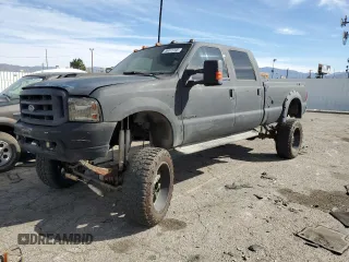 2000 Ford F-350 XL with VIN 1FTSW31FXYEB40549, listed as a Copart auction lot 46913195 with 227,408 mi miles and Salvage Title. Bid and sale history available at DreamBid. Image 2.