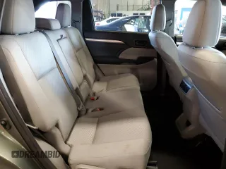 2016 Toyota Highlander LE z VIN 5TDBKRFH6GS306485, wystawiony jako Copart lot #56732295 z przebiegiem 146 221 mil mil oraz Szkoda całkowita • Salvage title. Historia ofert i sprzedaży dostępna na DreamBid. Obrazek 11.