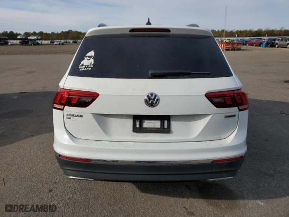 2020 Volkswagen Tiguan SE with VIN 3VV2B7AX7LM170009, listed as a Copart auction lot 80450194 with 0 mi miles and Non Repairable. Bid and sale history available at carsss.com. Image 6.
