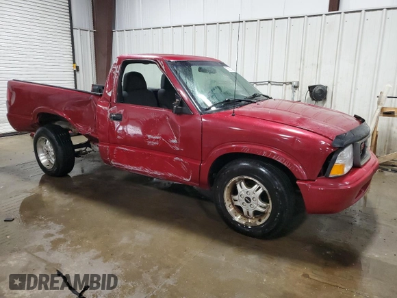 2003 GMC Sonoma SLS with VIN 1GTCS14H138149133, listed as a Copart auction lot 73502704 with 153,008 mi miles and Salvage Title. Bid and sale history available at DreamBid. Image 4.
