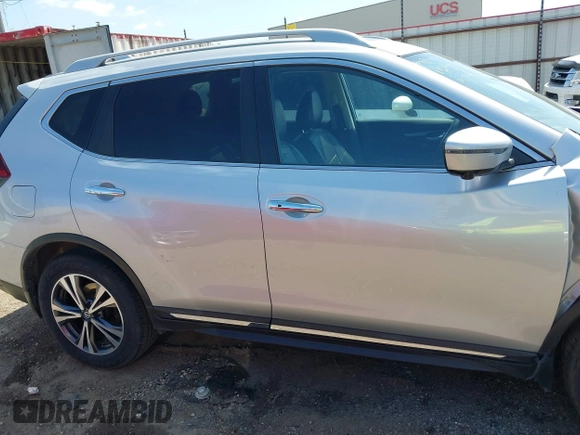 2018 Nissan Rogue SV with VIN 5N1AT2MT6JC844714, listed as a IAAI auction lot 41969677 with 121,187 mi miles and . Bid and sale history available at carsss.com. Image 13.