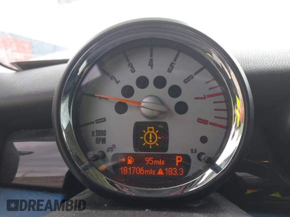 2007 MINI Hardtop S with VIN WMWMF73517TL88586, listed as a IAAI auction lot 41866845 with 181,706 mi miles and . Bid and sale history available at DreamBid. Image 7.
