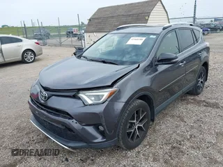 2016 Toyota RAV4 SE z VIN JTMJFREV9GJ069074, wystawiony jako IAAI lot #42460288 z przebiegiem 151 039 mil mil oraz . Historia ofert i sprzedaży dostępna na DreamBid. Obrazek 2.