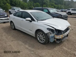 2017 Ford Fusion Hybrid SE с VIN 3FA6P0LU6HR305279, выставлен на аукционе Copart как лот 64864435 с пробегом 134 429 миль миль и Чистый • Clean title. История ставок и продаж доступна на DreamBid. Изображение 4.