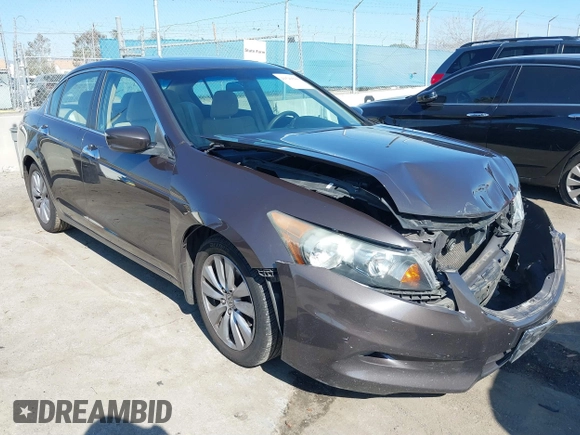 2011 Honda Accord EX z VIN 1HGCP3F78BA015858, wystawiony jako IAAI lot #41549844 z przebiegiem 121 457 mil mil oraz . Historia ofert i sprzedaży dostępna na DreamBid. Obrazek 1.