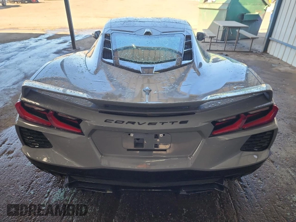 2024 Chevrolet Corvette 2LT z VIN 1G1YB2D48R5108901, wystawiony jako Copart lot #47093985 z przebiegiem 9 730 mil mil oraz Szkoda całkowita • Salvage title. Historia ofert i sprzedaży dostępna na DreamBid. Obrazek 6.