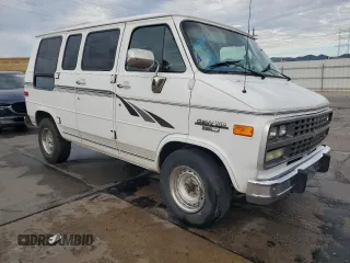 1995 Chevrolet Chevy Van z VIN 1GBEG25H0SF243534, wystawiony jako Copart lot #64175964 z przebiegiem 134 916 mil mil oraz Szkoda całkowita • Salvage title. Historia ofert i sprzedaży dostępna na DreamBid. Obrazek 4.