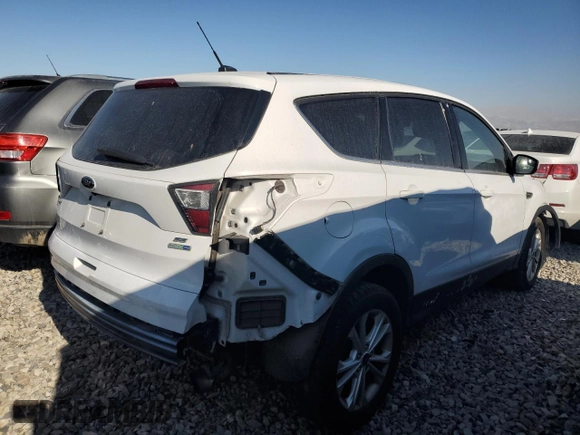 2017 Ford Escape SE with VIN 1FMCU9GD3HUB15657, listed as a Copart auction lot 49490145 with 216,645 mi miles and Salvage Title. Bid and sale history available at carsss.com. Image 3.