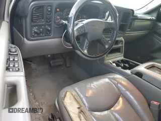 2005 GMC Yukon XL SLT with VIN 3GKFK16Z05G181687, listed as a Copart auction lot 83465814 with 242,289 mi miles and Salvage Title. Bid and sale history available at carsss.com. Image 8.
