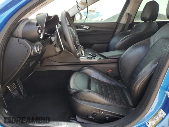 2018 Alfa Romeo Giulia Ti Sport with VIN ZARFAECN6J7597861, listed as a Copart auction lot 61804355 with Not provided miles and Clean title. Bid and sale history available at DreamBid. Image 7.