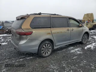 2018 Toyota Sienna LE с VIN 5TDJZ3DC5JS190506, выставлен на аукционе Copart как лот 86137964 с пробегом Не указан миль и Списание • Salvage title. История ставок и продаж доступна на DreamBid. Изображение 3.