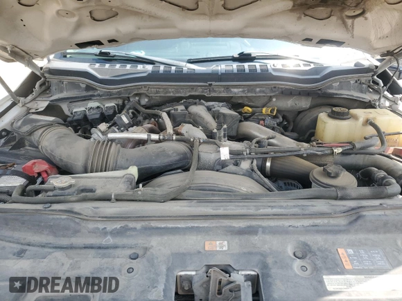 2019 Ford F-350 with VIN 1FD8W3BT8KEF59372, listed as a Copart auction lot 57202484 with 216,006 mi miles and Salvage title. Bid and sale history available at DreamBid. Image 11.