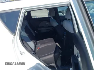 2019 Kia Soul z VIN KNDJN2A26K7912417, wystawiony jako IAAI lot #41927634 z przebiegiem 73 230 mil mil oraz . Historia ofert i sprzedaży dostępna na DreamBid. Obrazek 8.