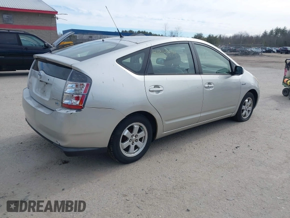 2005 Toyota Prius with VIN JTDKB20U653014332, listed as a IAAI auction lot 41914494 with 128,147 mi miles. Bid and sale history available at carsss.com. Image 4.