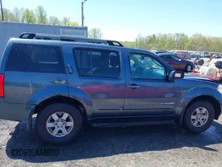 2005 Nissan Pathfinder LE z VIN 5N1AR18W85C714971, wystawiony jako IAAI lot #41998680 z przebiegiem 212 304 mil mil oraz . Historia ofert i sprzedaży dostępna na DreamBid. Obrazek 13.