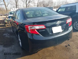 2014 Toyota Camry L with VIN 4T1BF1FK5EU778358, listed as a IAAI auction lot 41800091 with 136,918 mi miles. Bid and sale history available at carsss.com. Image 3.