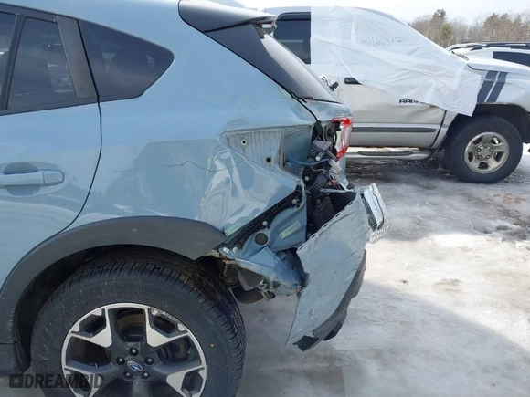 2019 Subaru Crosstrek Premium with VIN JF2GTAEC4K8241628, listed as a IAAI auction lot 41633546 with 134,428 mi miles. Bid and sale history available at carsss.com. Image 17.