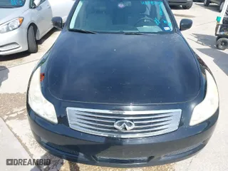 2009 Infiniti G37 Sedan Journey with VIN JNKCV61E99M311135, listed as a IAAI auction lot 42025379 with 198,785 mi miles. Bid and sale history available at carsss.com. Image 6.