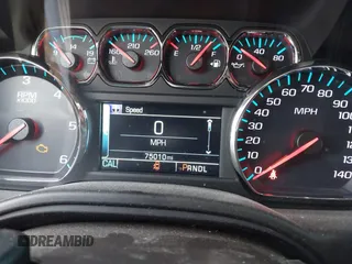 2020 Chevrolet Tahoe LS z VIN 1GNSCAKC1LR177807, wystawiony jako IAAI lot #41482578 z przebiegiem 75 010 mil mil oraz . Historia ofert i sprzedaży dostępna na DreamBid. Obrazek 7.
