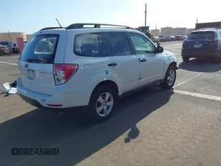 2013 Subaru Forester 2.5X with VIN JF2SHBBC1DH400422, listed as a IAAI auction lot 41752882 with 115,172 mi miles. Bid and sale history available at carsss.com. Image 4.